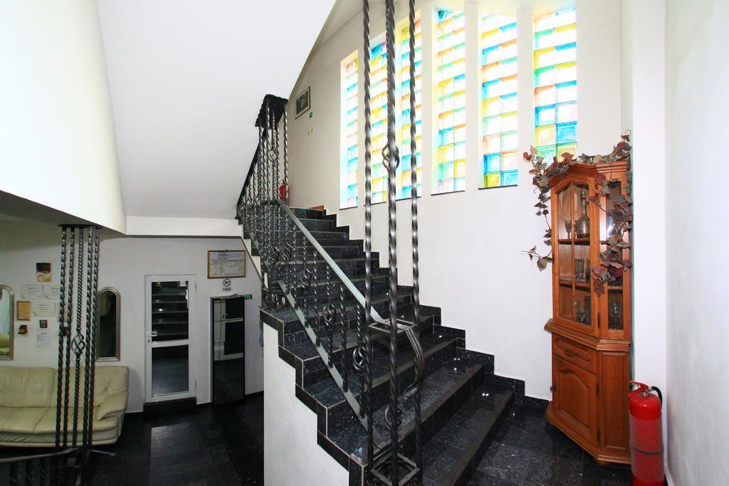 Pensiunea Bianco Nero ทิมิชัวรา ภายนอก รูปภาพ
